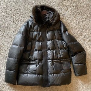 FRATELLI ROSSETTI Leather jacket w/removable 100% Marmot collared leather hood!